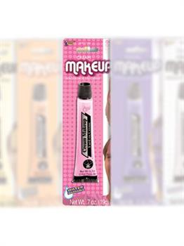 Pink Makeup to highlight or accentuate different outfits