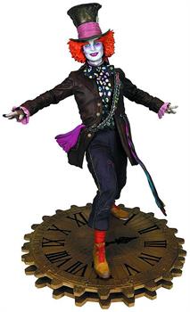 Alice Through the Looking Glass: 9" Mad Hatter Gallery PVC Figure