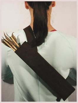 Quiver With 3 Arrows Costume Accessory