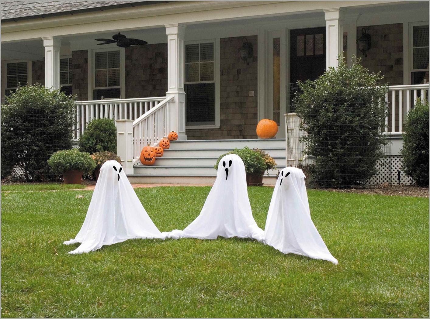 19 Tall Light Up Lawn  Ghosts Outdoor Halloween  Decoration  